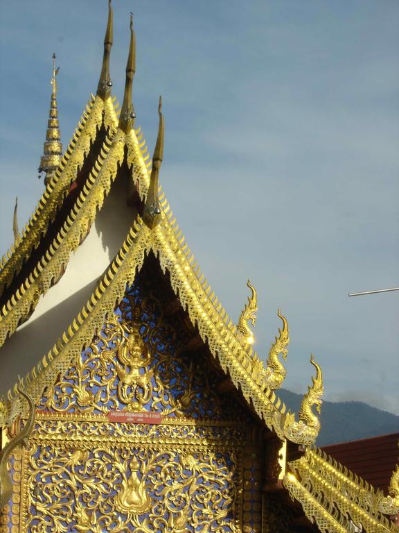 Отель Baan Klang Vieng Чиангмай Экстерьер фото